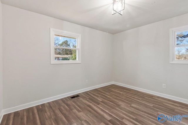 2424 Larkwood Circle NW, Huntsville, AL 35810