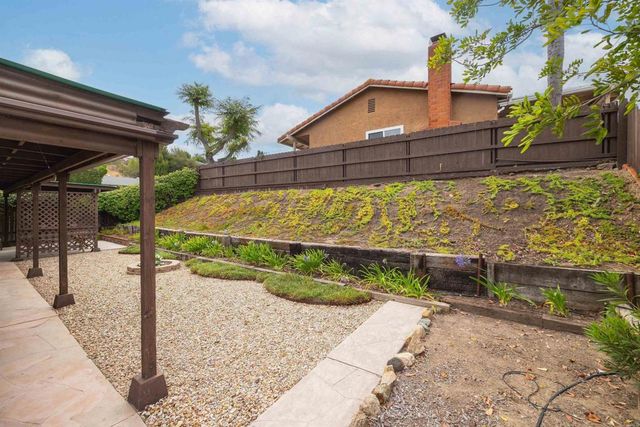 7245 Decanture Cove, San Diego, CA 92120