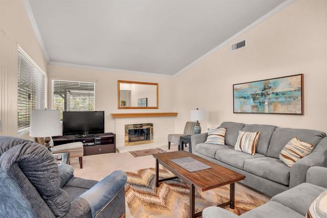 7245 Decanture Cove, San Diego, CA 92120