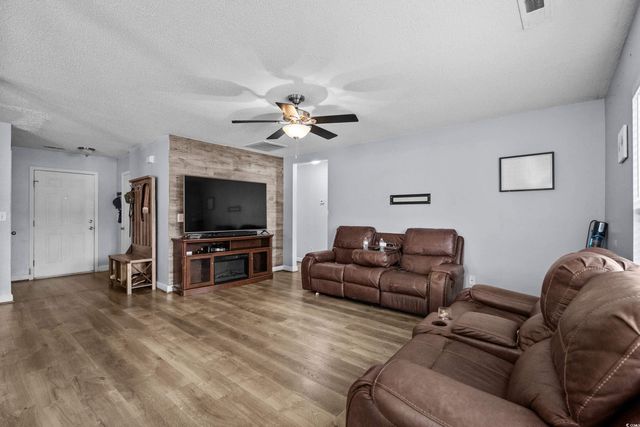 909 Bur Oak Ct., Myrtle Beach, SC 29579