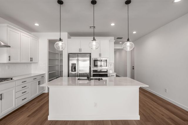 3128 Alicia Road NE, Rio Rancho, NM 87144