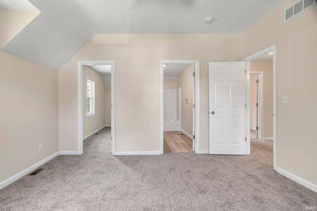 916 S 35th Street, South Bend, IN 46615