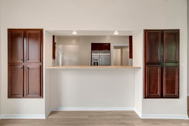 916 S 35th Street, South Bend, IN 46615