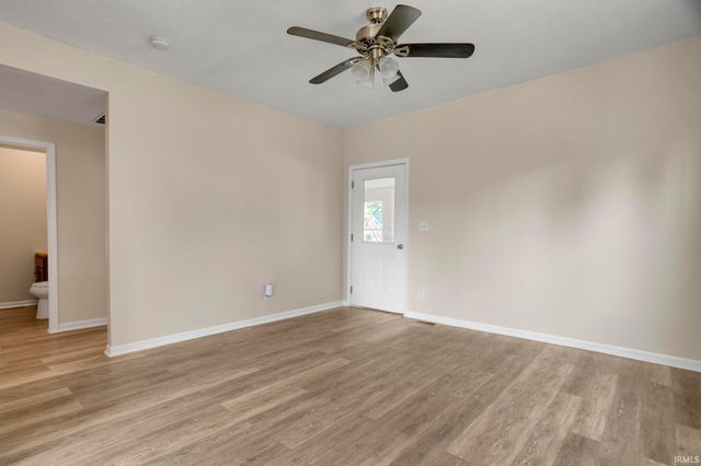 916 S 35th Street, South Bend, IN 46615