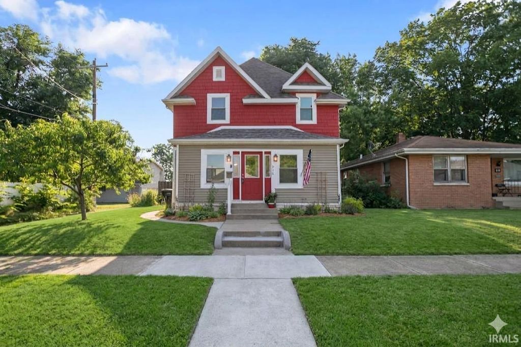 916 S 35th Street, South Bend, IN 46615