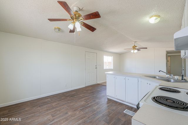 270 N Ralston Road, Maricopa, AZ 85139