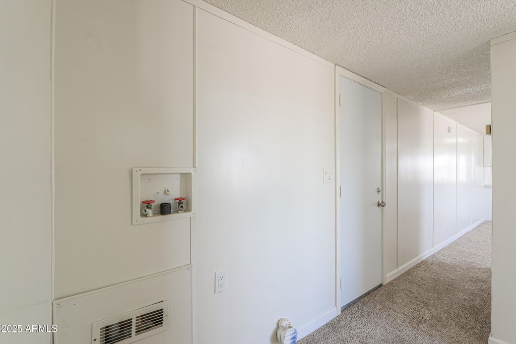 Image 26 of property listing at 270 N Ralston Road, Maricopa, AZ 85139