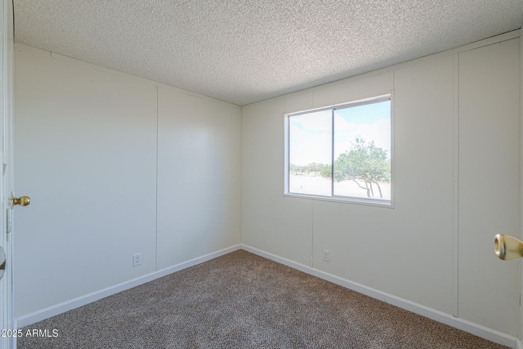 Image 28 of property listing at 270 N Ralston Road, Maricopa, AZ 85139