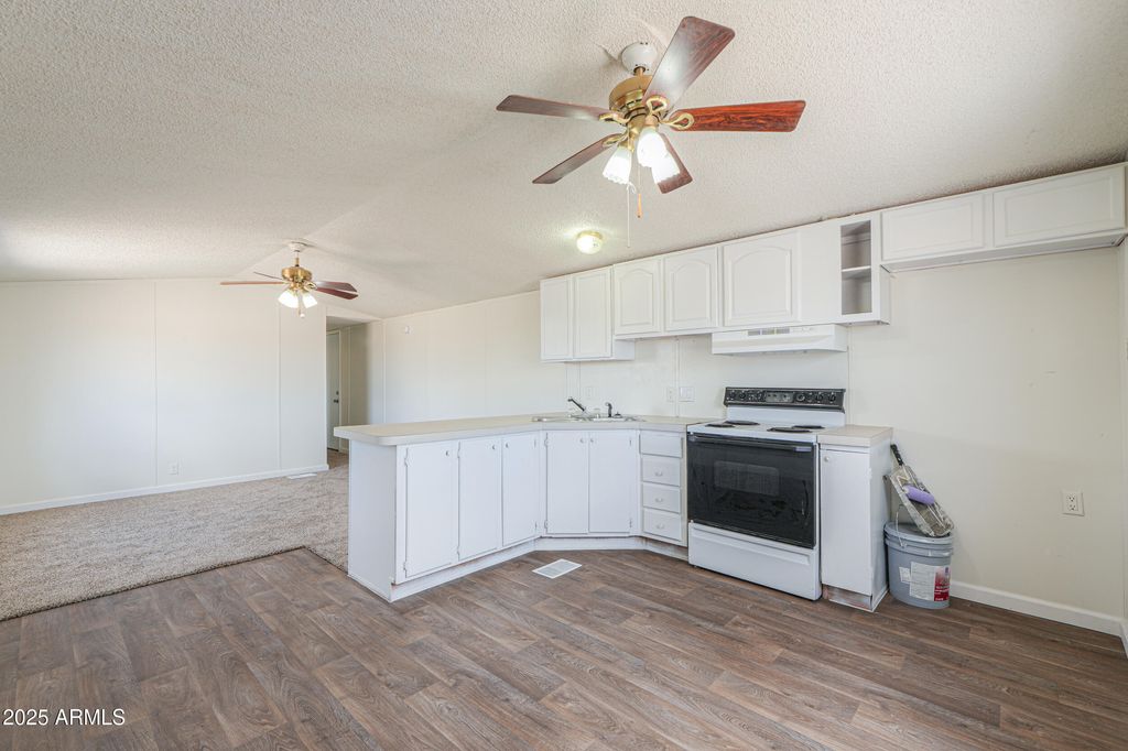 Image 30 of property listing at 270 N Ralston Road, Maricopa, AZ 85139