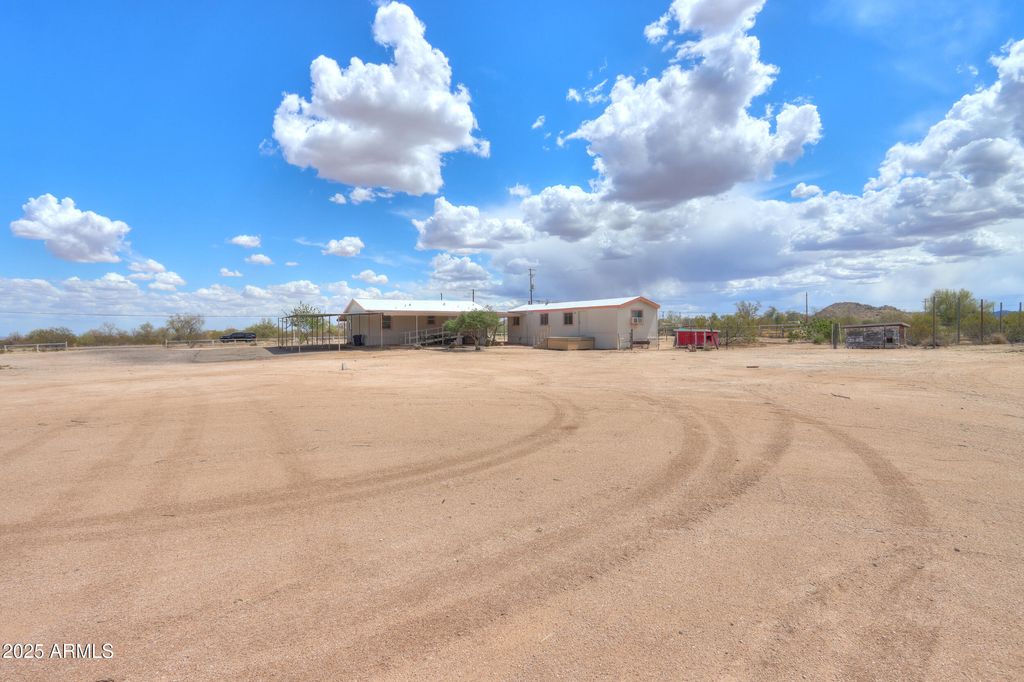 Image 66 of property listing at 270 N Ralston Road, Maricopa, AZ 85139