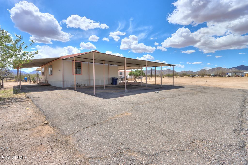 Image 74 of property listing at 270 N Ralston Road, Maricopa, AZ 85139