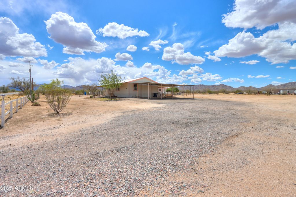Image 75 of property listing at 270 N Ralston Road, Maricopa, AZ 85139