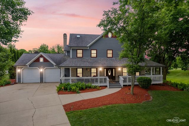 925 Merrill New Road, Sugar Grove, IL 60554