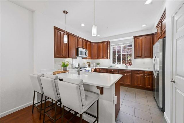 212 Boston Fern, Fremont, CA 94539