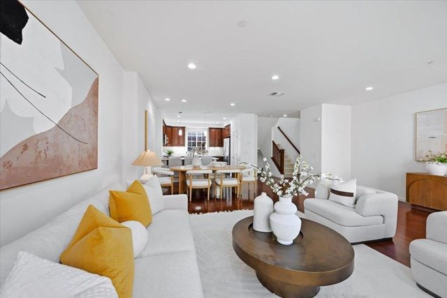 212 Boston Fern, Fremont, CA 94539