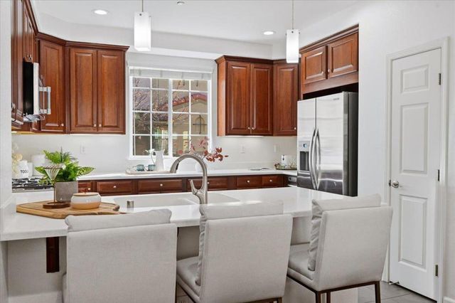 212 Boston Fern, Fremont, CA 94539