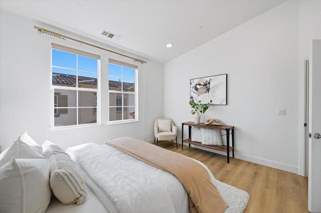 212 Boston Fern, Fremont, CA 94539