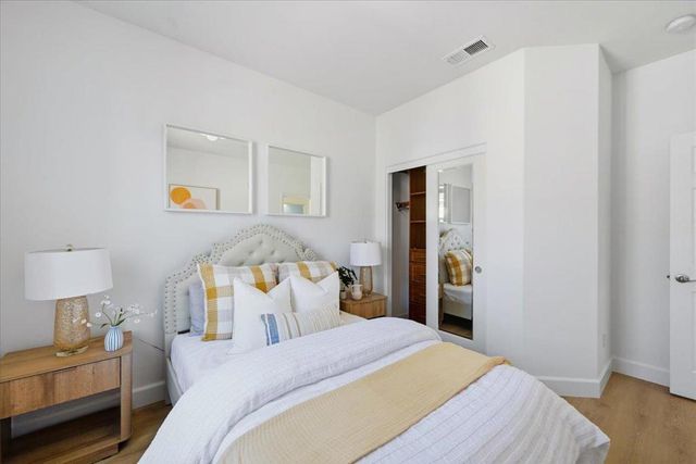 212 Boston Fern, Fremont, CA 94539