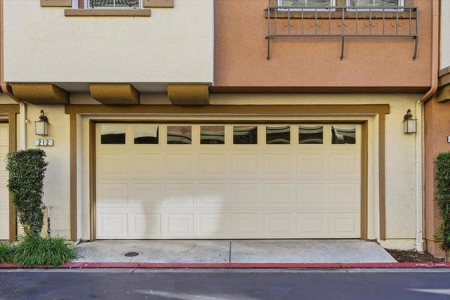 212 Boston Fern, Fremont, CA 94539