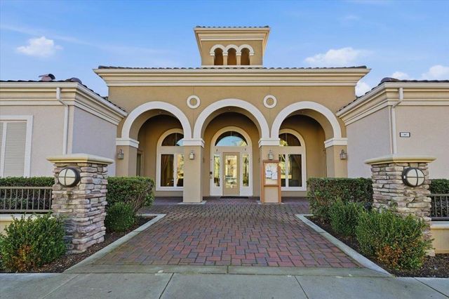 212 Boston Fern, Fremont, CA 94539