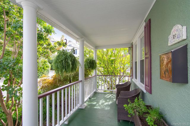 18 Grinnell Street, Irvington, NY 10533
