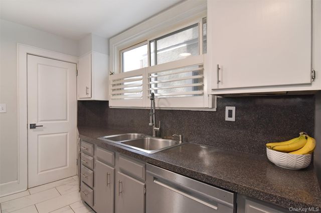 18 Grinnell Street, Irvington, NY 10533