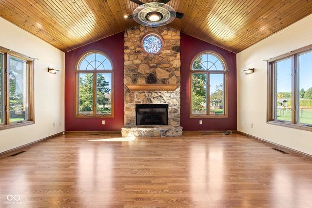 3756 N Forest Lane, Greenfield, IN 46140