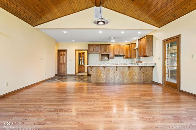 3756 N Forest Lane, Greenfield, IN 46140