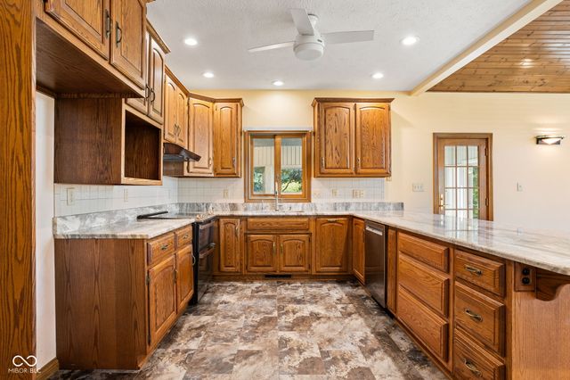 3756 N Forest Lane, Greenfield, IN 46140