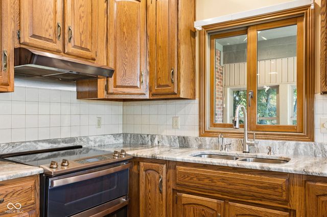 3756 N Forest Lane, Greenfield, IN 46140