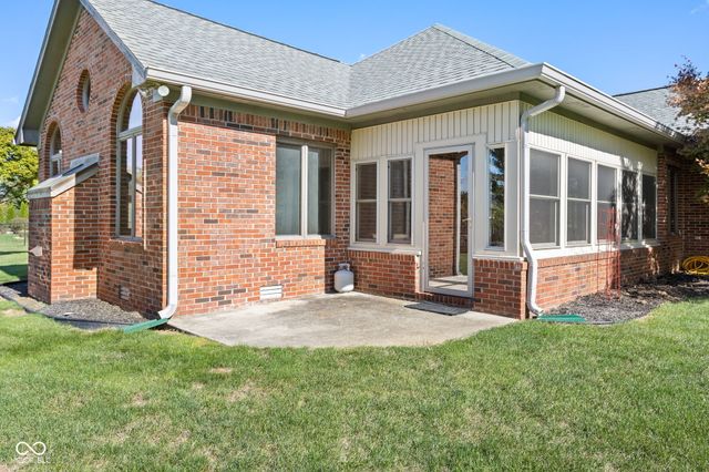 3756 N Forest Lane, Greenfield, IN 46140