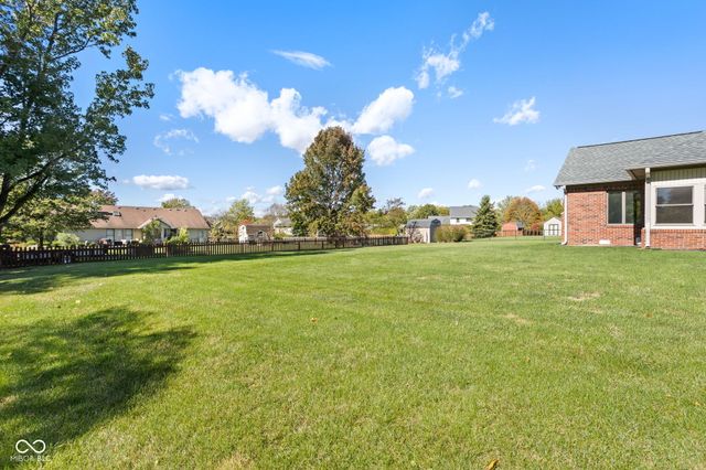 3756 N Forest Lane, Greenfield, IN 46140