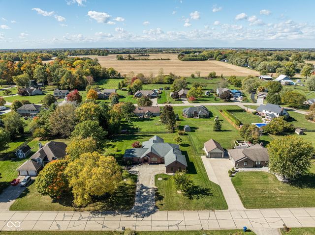 3756 N Forest Lane, Greenfield, IN 46140