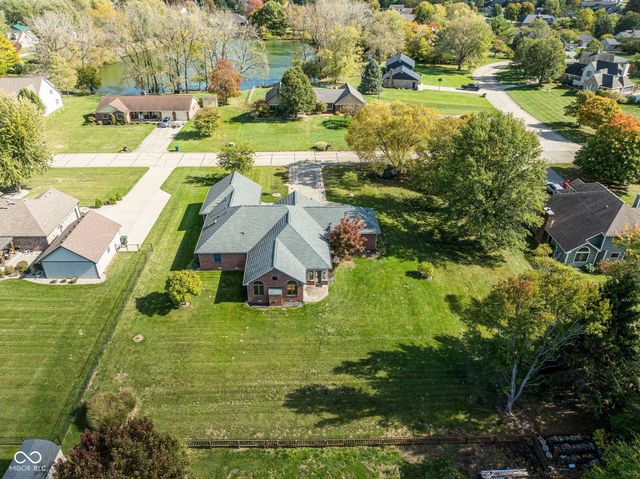 3756 N Forest Lane, Greenfield, IN 46140