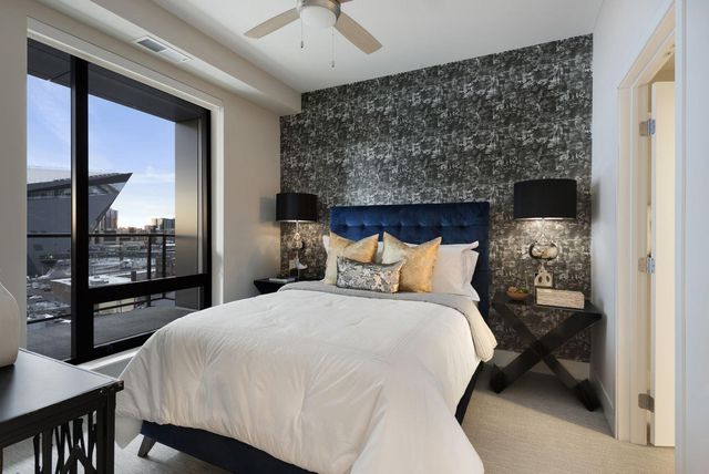 212 10th Avenue S 510, Minneapolis, MN 55415