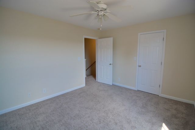 248 Executive Ave Apt 1B, Clarksville, TN 37042