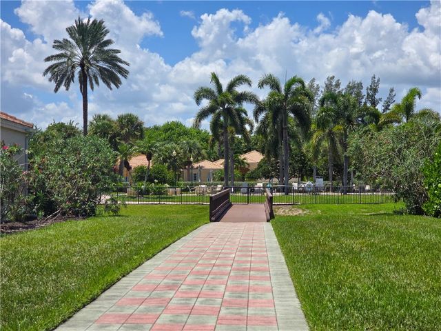 9315 E Maiden Court, Vero Beach, FL 32963