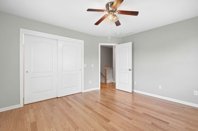 37 Wells St, Springfield, MA 01104