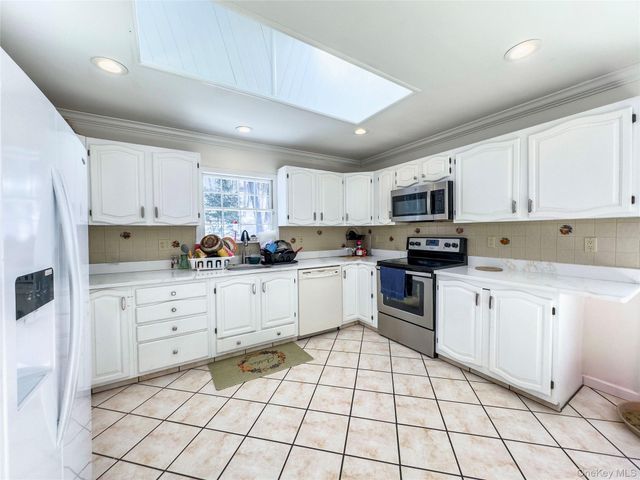 8 Noel Court, Brewster, NY 10509