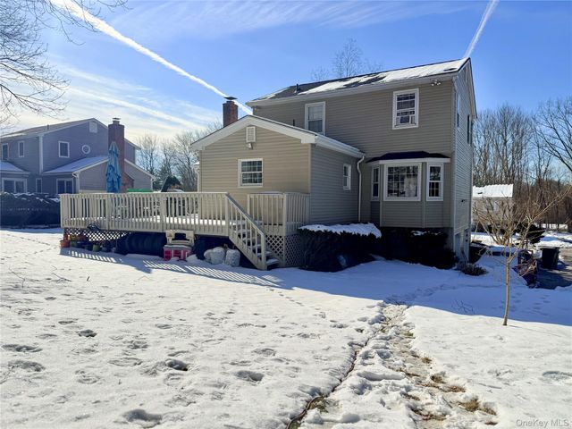 8 Noel Court, Brewster, NY 10509