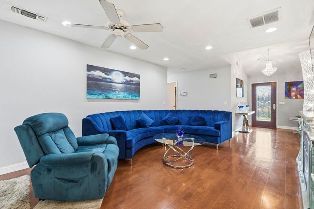 4135 Boulder Creek Cir, Stockton, CA 95219