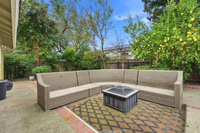 4135 Boulder Creek Cir, Stockton, CA 95219