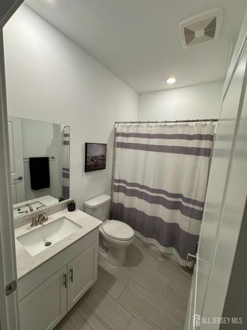 1112 Vanderbergh Boulevard, Monroe, NJ 08831