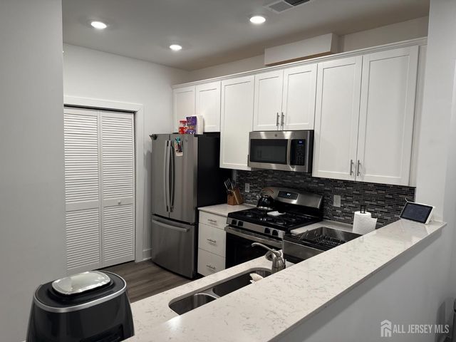 1112 Vanderbergh Boulevard, Monroe, NJ 08831