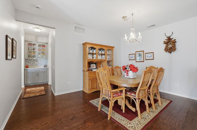 12304 Arlington Drive, Huntley, IL 60142