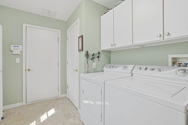 12304 Arlington Drive, Huntley, IL 60142