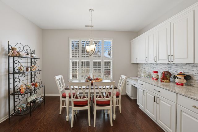 12304 Arlington Drive, Huntley, IL 60142