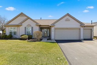 12304 Arlington Drive, Huntley, IL 60142