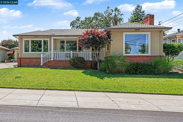 1940 Pine St, Martinez, CA 94553