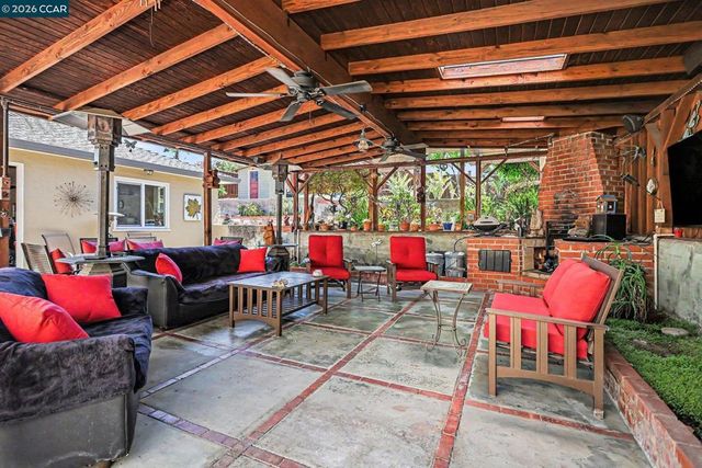 1940 Pine St, Martinez, CA 94553